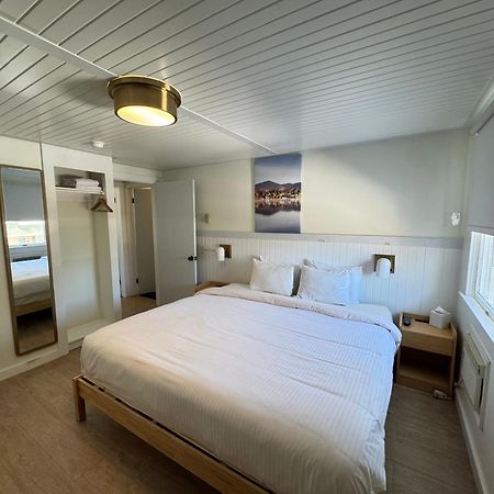 Maple Leaf Inn เลคแพลซิด ภายนอก รูปภาพ